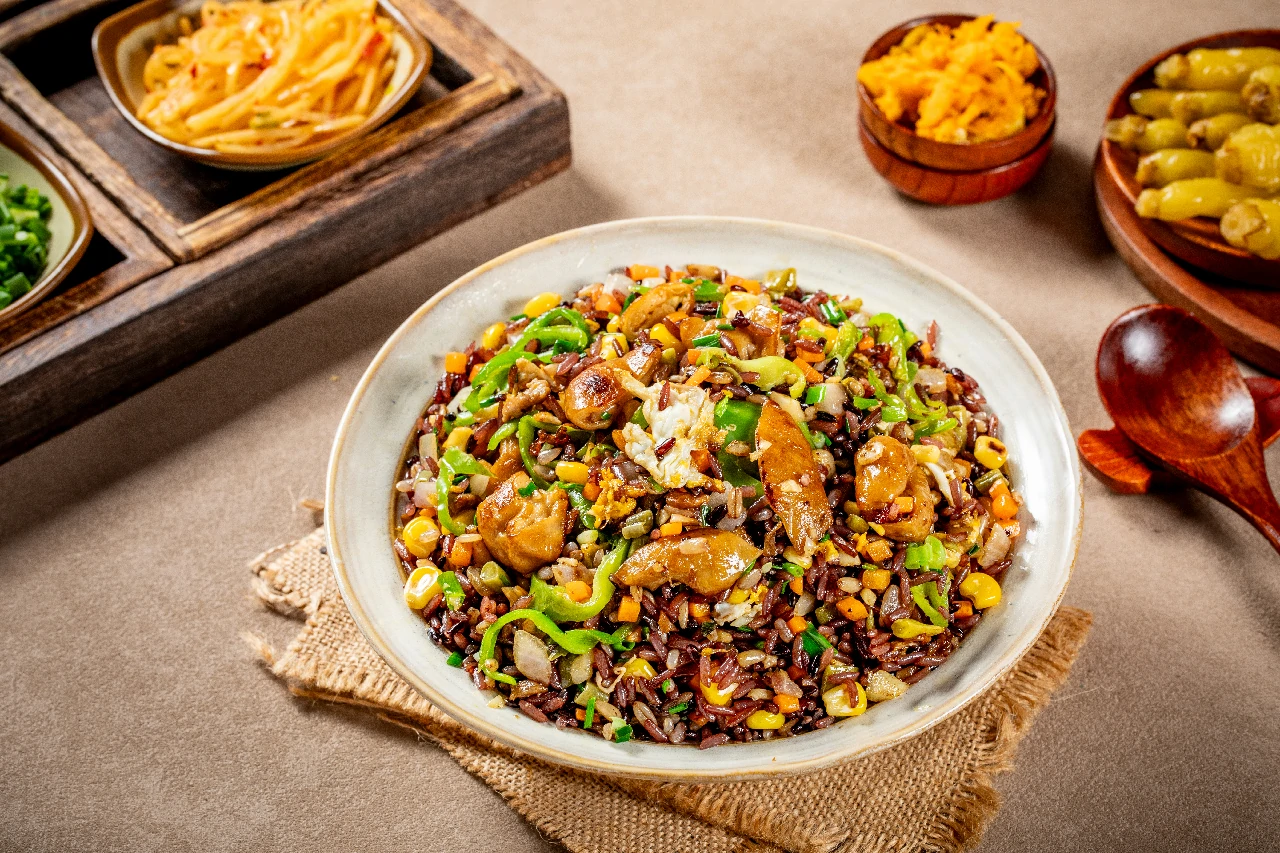 红烧肥肠蛋炒饭