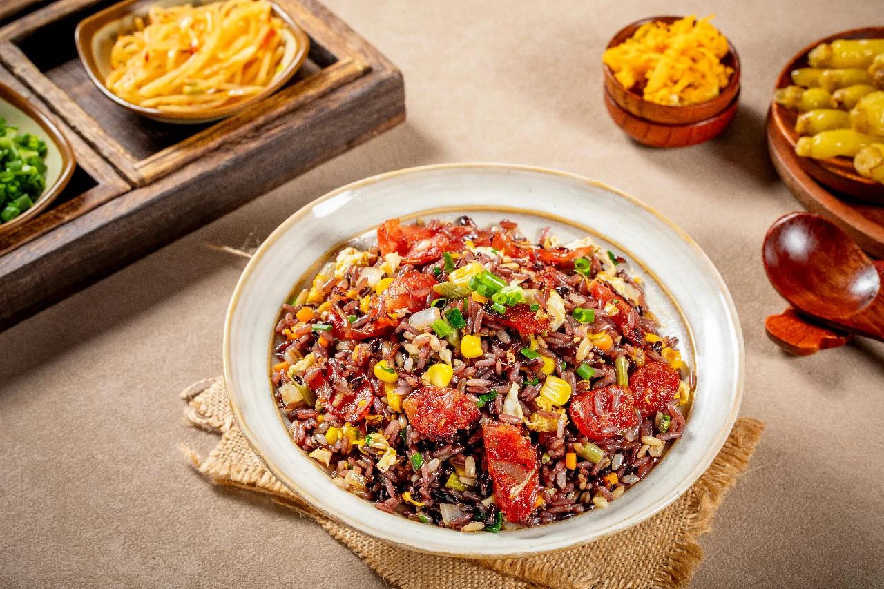 广式腊肠蛋炒饭