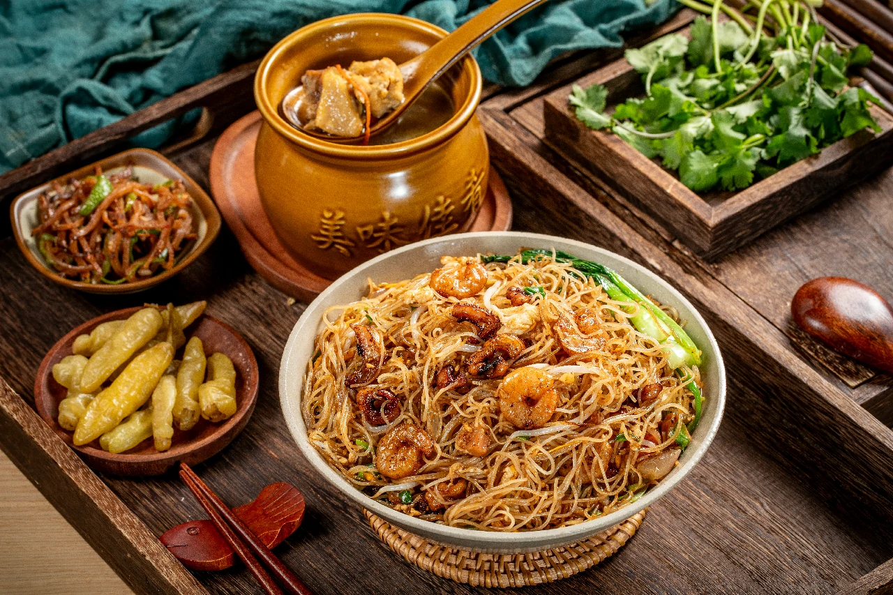 鱿鱼虾仁蛋炒粉丝