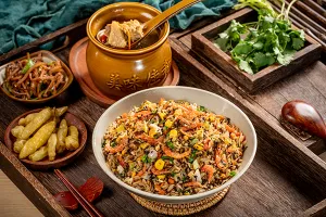 楚山牛炒饭铺：猛火现炒，一锅一份——了解中式快餐加盟的又一选择